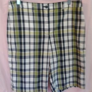 🌼🌴 Anne Klein Women's Shorts 🌴